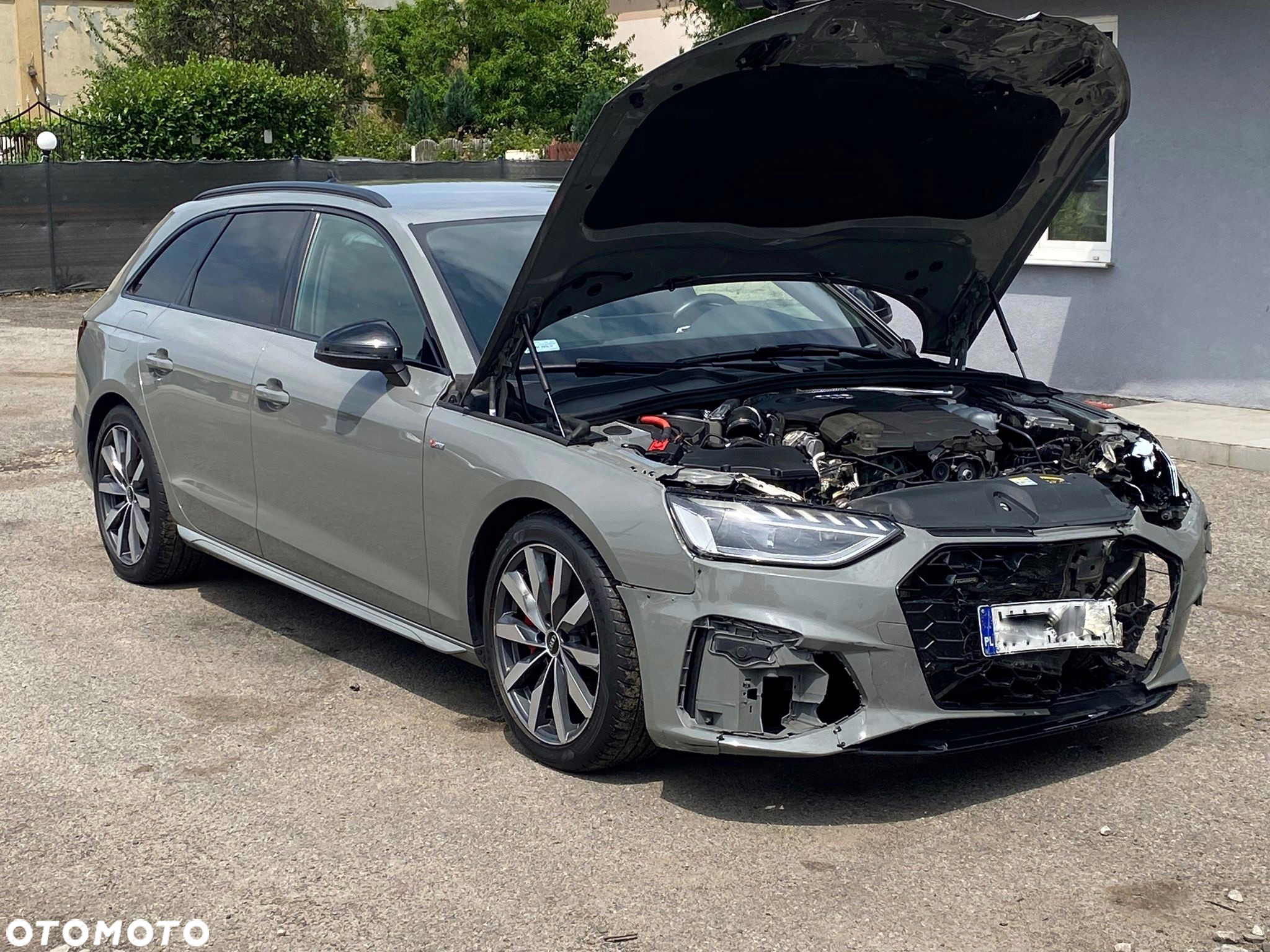 Audi A4 - 4