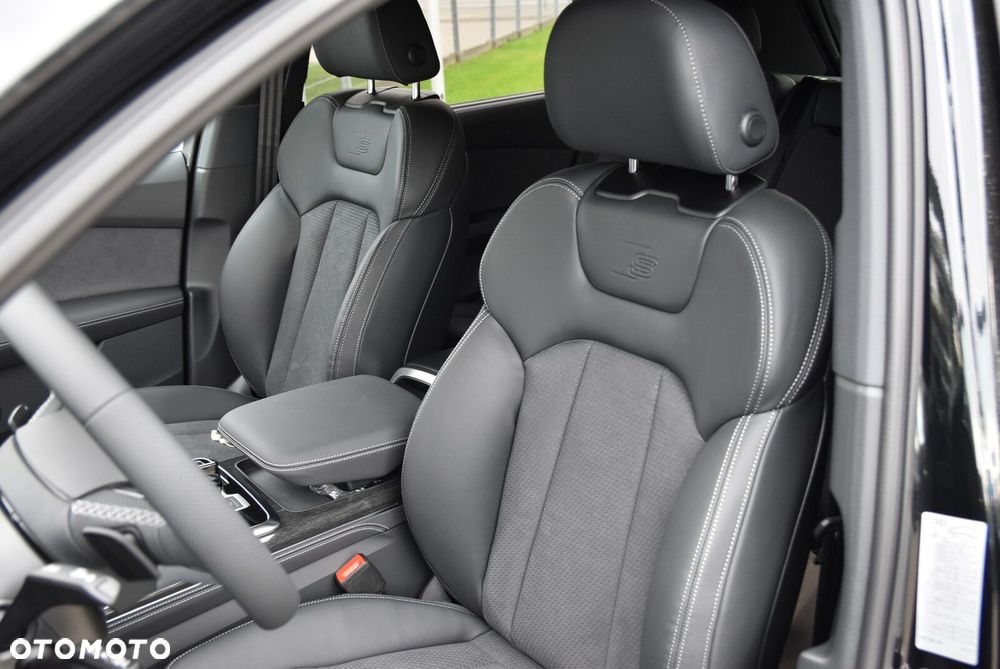 Audi Q7 - 10