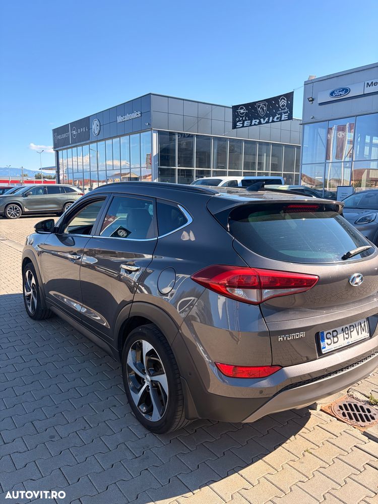 Hyundai Tucson 2.0 CRDI 4WD 6AT Luxury+ - 4