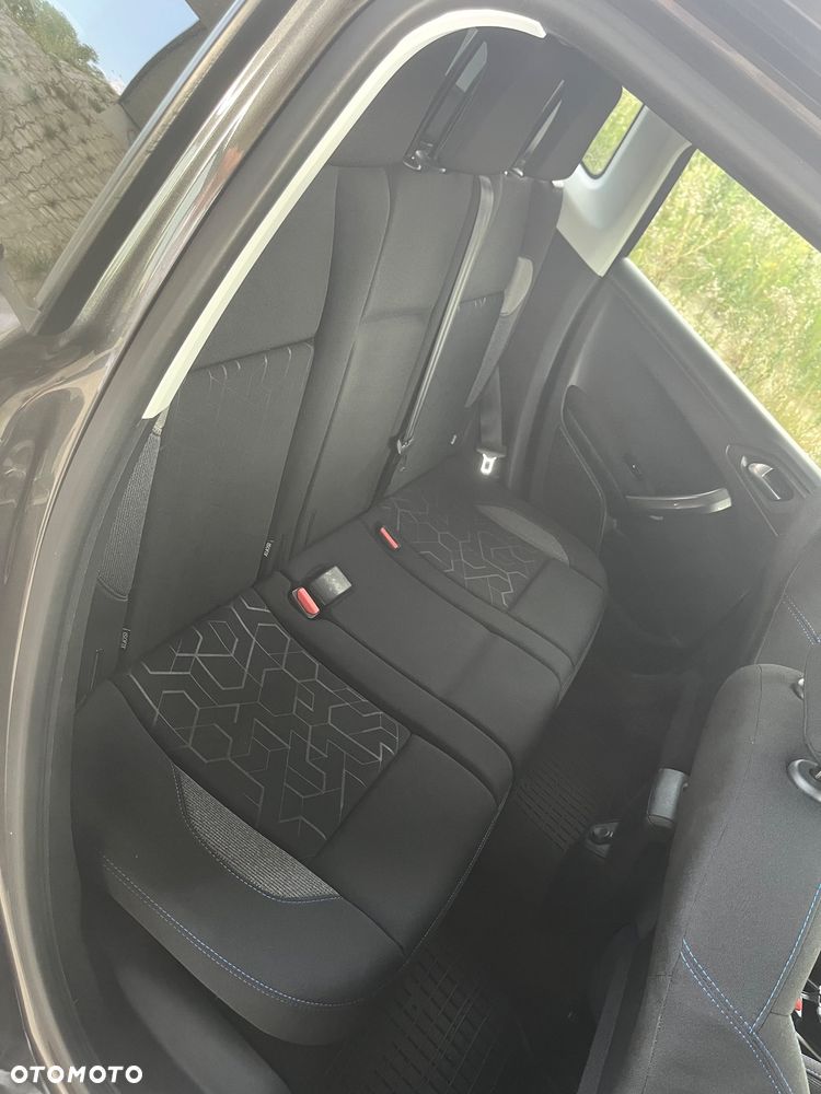 Peugeot 2008 - 16