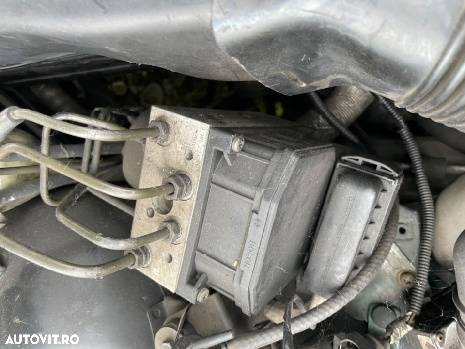 piese bmw e39 Facelift 520d 2002 telefon interior panouri mahon trimuri motor cutie volanta ambreaj radiator jante roti R 16 17 5x120 alutec  capota bara aripa far usa ceasuri bord - 33