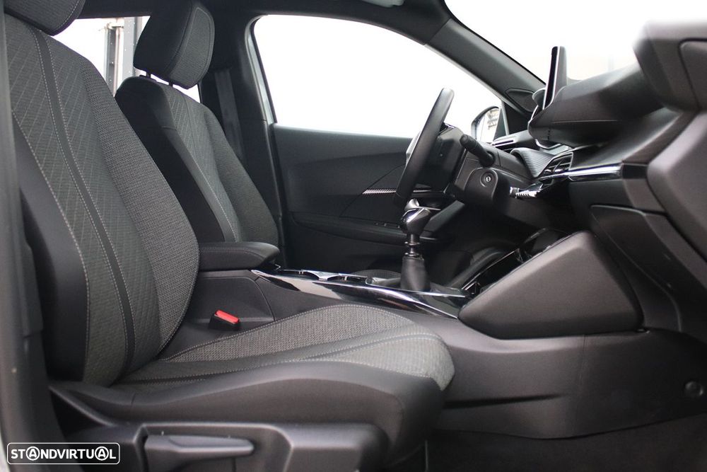 Peugeot 2008 1.2 PureTech Allure - 21
