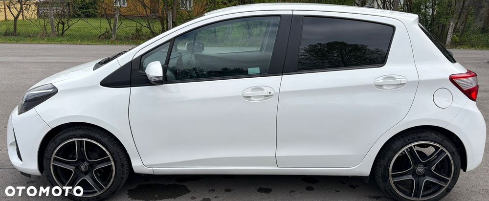 Toyota Yaris - 6