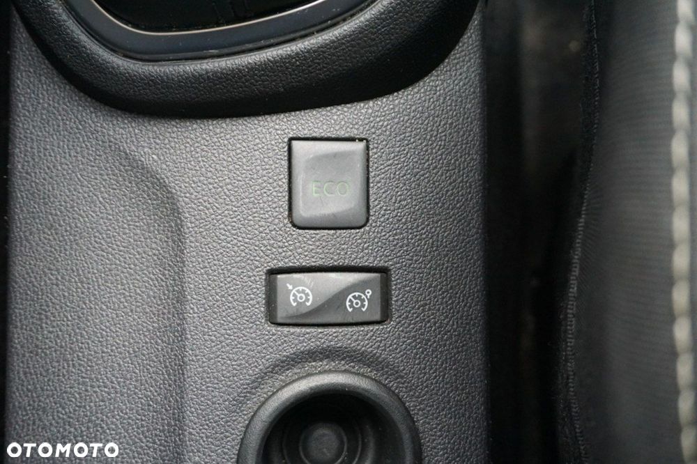 Renault Captur - 25