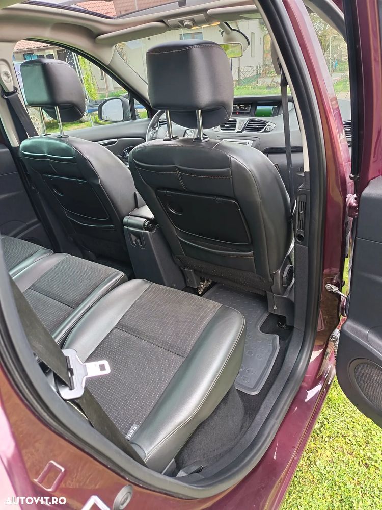 Renault Scenic - 11