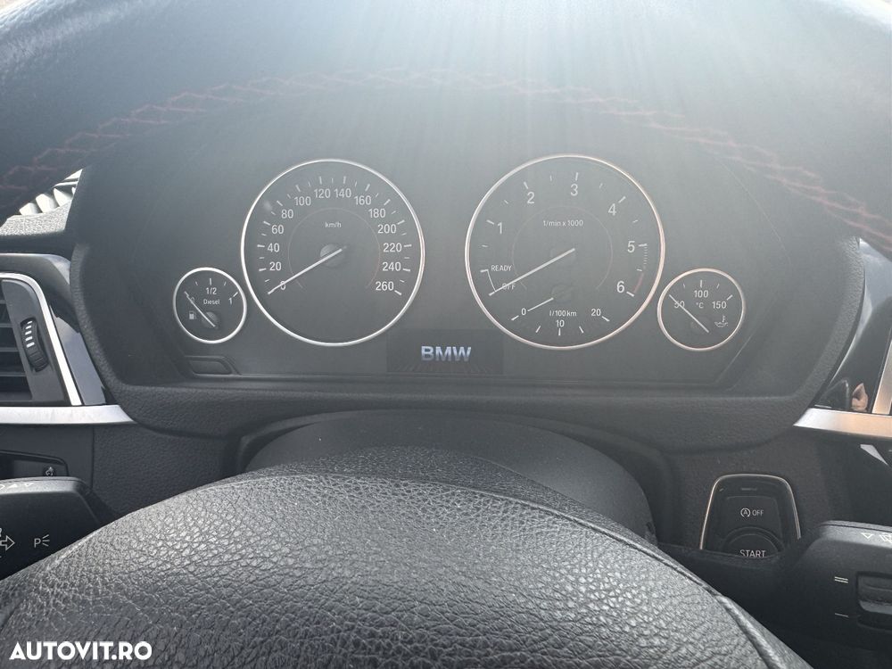 BMW Seria 3 320d Touring Aut. Sport Line - 23