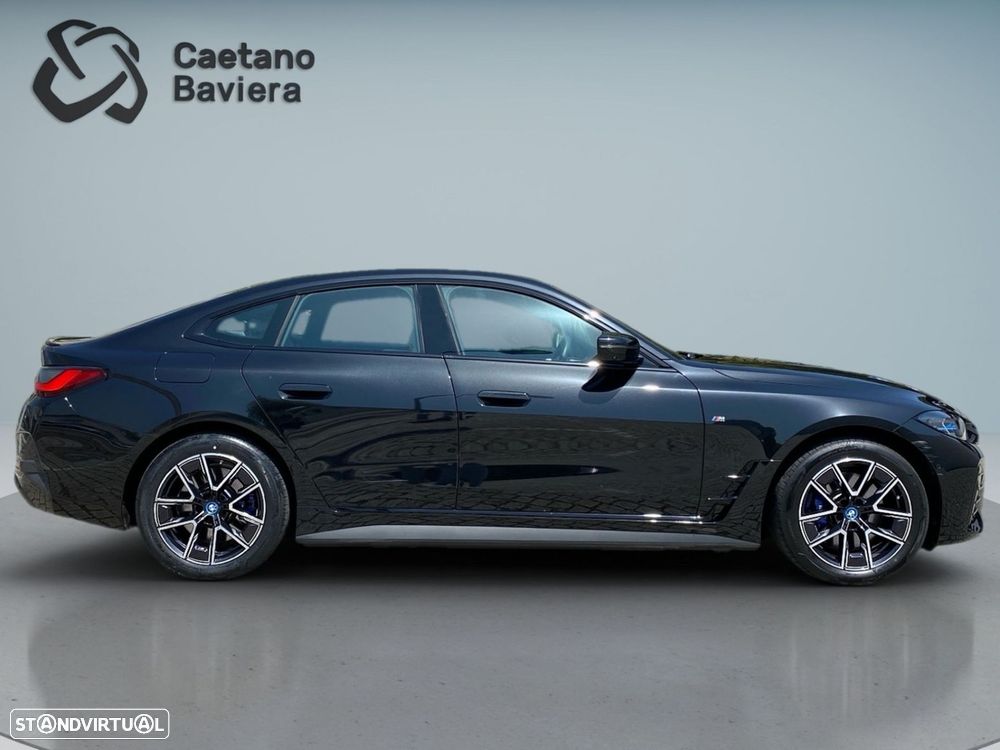 BMW i4 eDrive40 Pack Desportivo M - 24