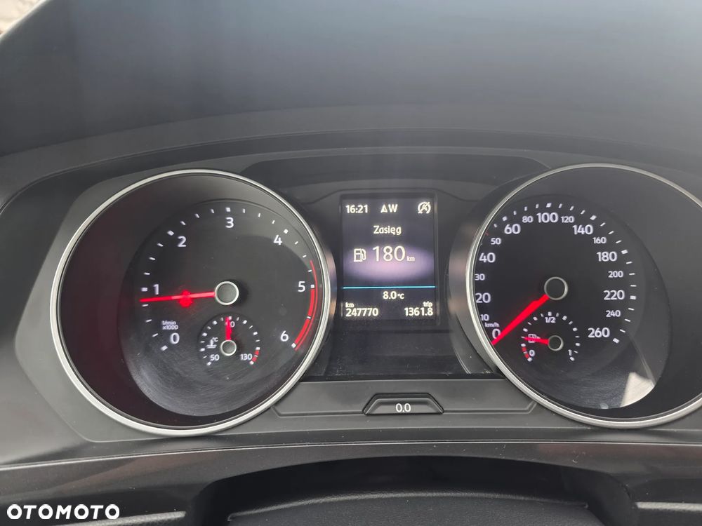 Volkswagen Tiguan - 15