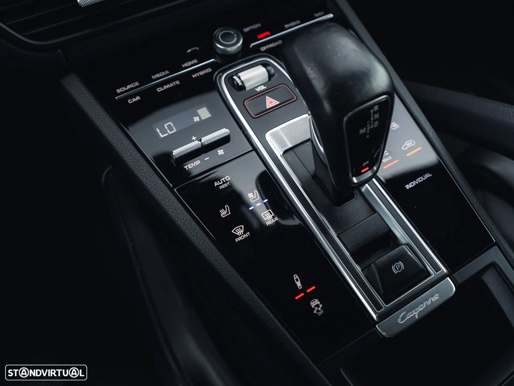 Porsche Cayenne Coupé E-Hybrid - 26