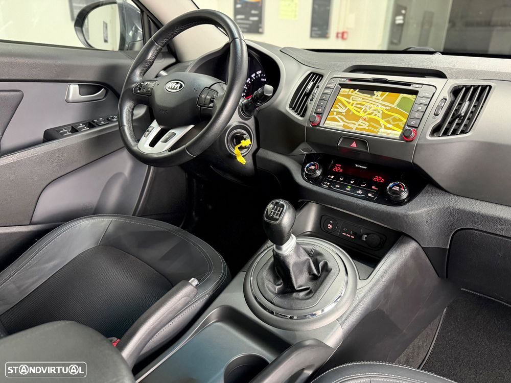 Kia Sportage 1.7 CRDI ISG Prime - 24