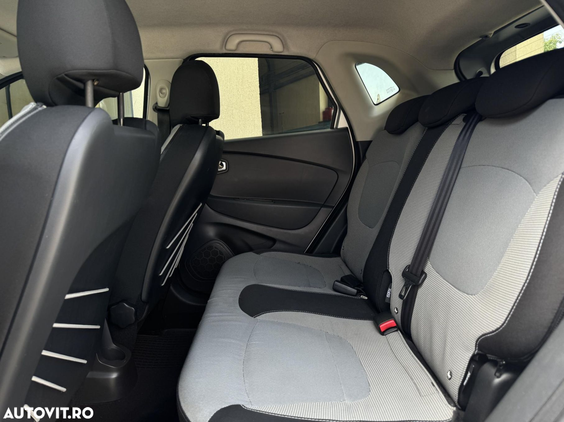 Renault Captur ENERGY dCi Zen - 12