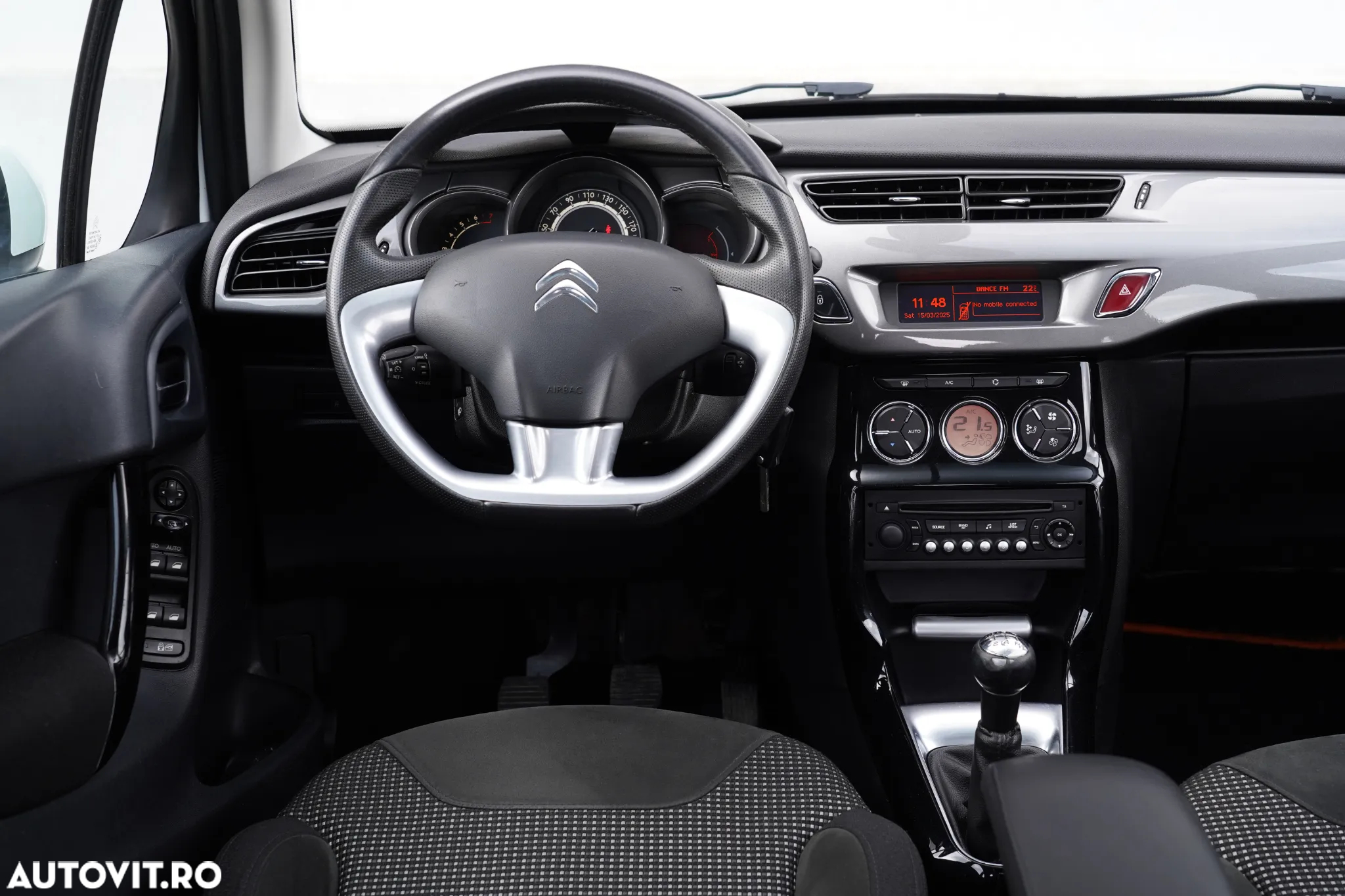 Citroën C3 1.2 VTi BVM Exclusive - 10