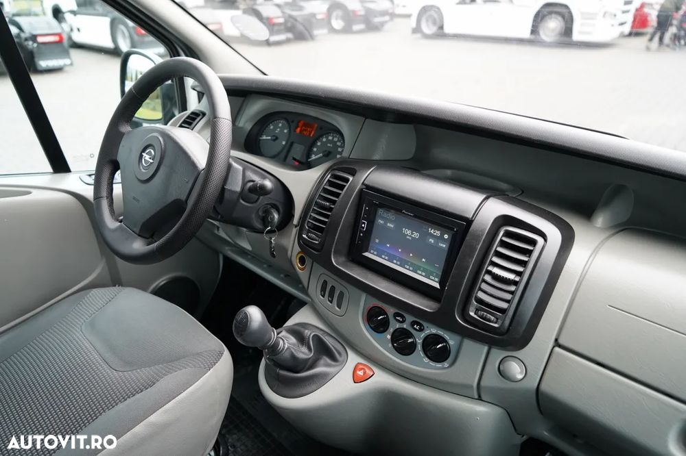 Opel VIVARO / MICROBUZ / 9 LOCURI / REVIZUIT / - 22