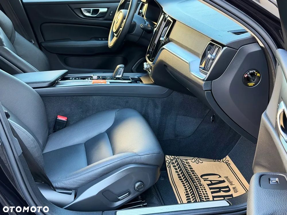 Volvo V60 B4 D Geartronic Momentum Pro - 13