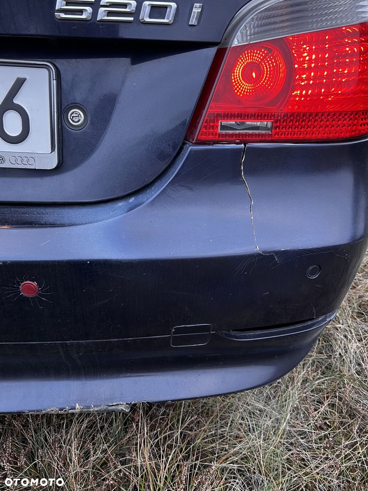 BMW Seria 5 520i Touring - 10