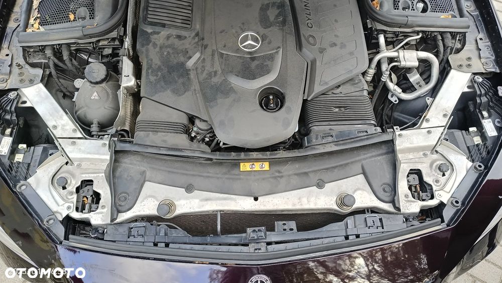 Mercedes-Benz CLS 400 d 4Matic 9G-TRONIC AMG Line - 32