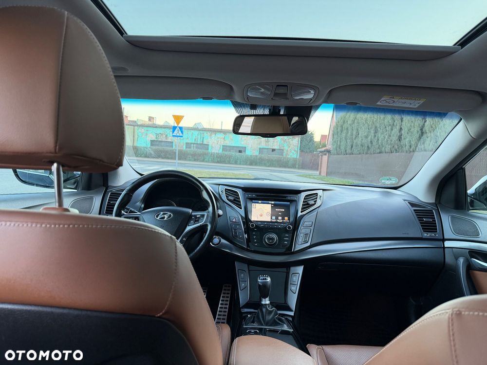 Hyundai i40 Kombi 1.7 CRDi Premium - 12