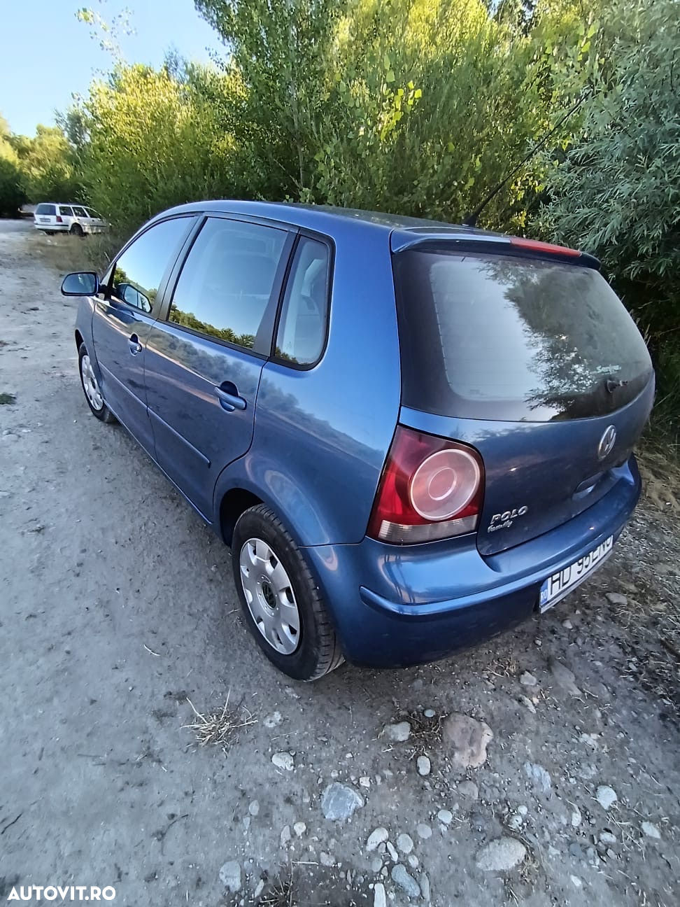 Volkswagen Polo - 2