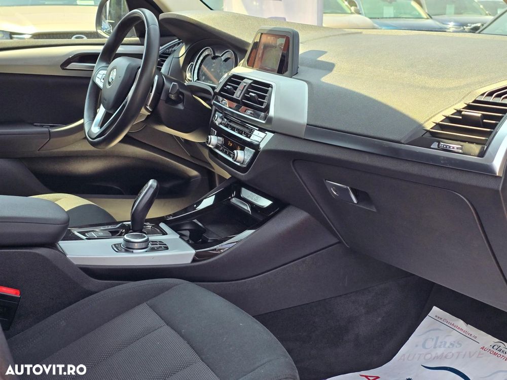 BMW X3 xDrive20d AT Advantage - 28