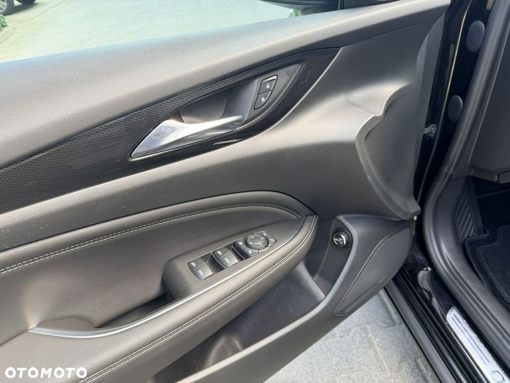 Opel Insignia - 20