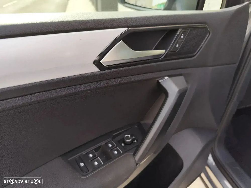 VW Tiguan 2.0 TDI Confortline DSG - 15