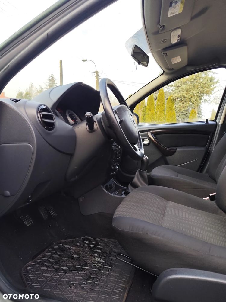 Dacia Duster 1.6 16V 4x2 - 10