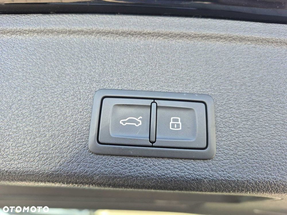 Audi A4 Avant - 32