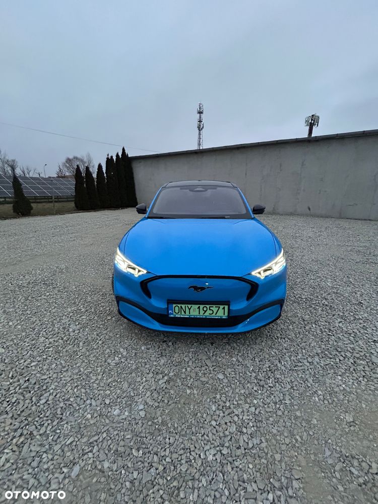 Ford Mustang Mach-E - 6