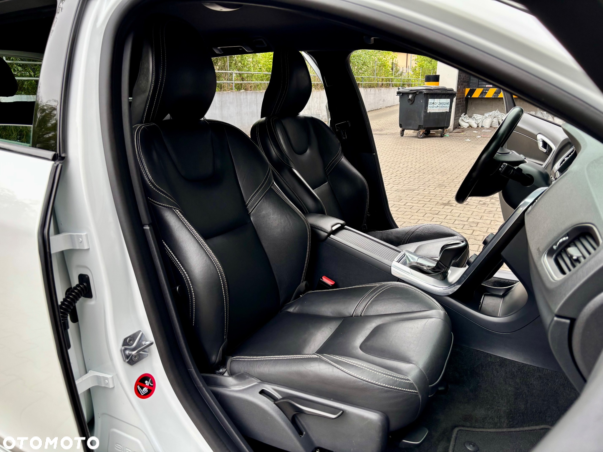 Volvo V60 D4 Drive-E R-Design Kinetic - 7