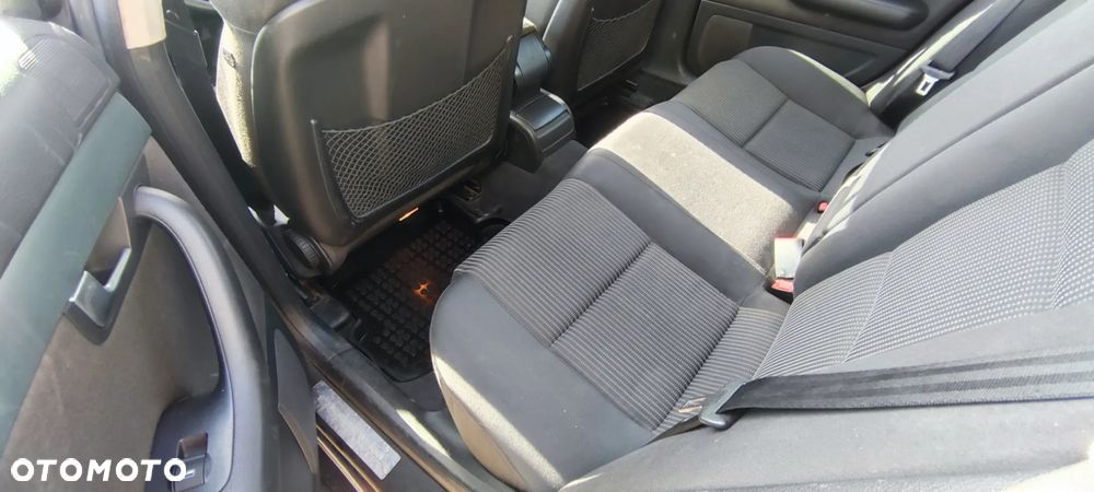 Audi A4 Avant - 14
