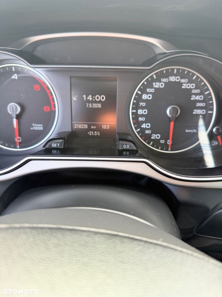 Audi A4 Avant 2.0 TDI - 14