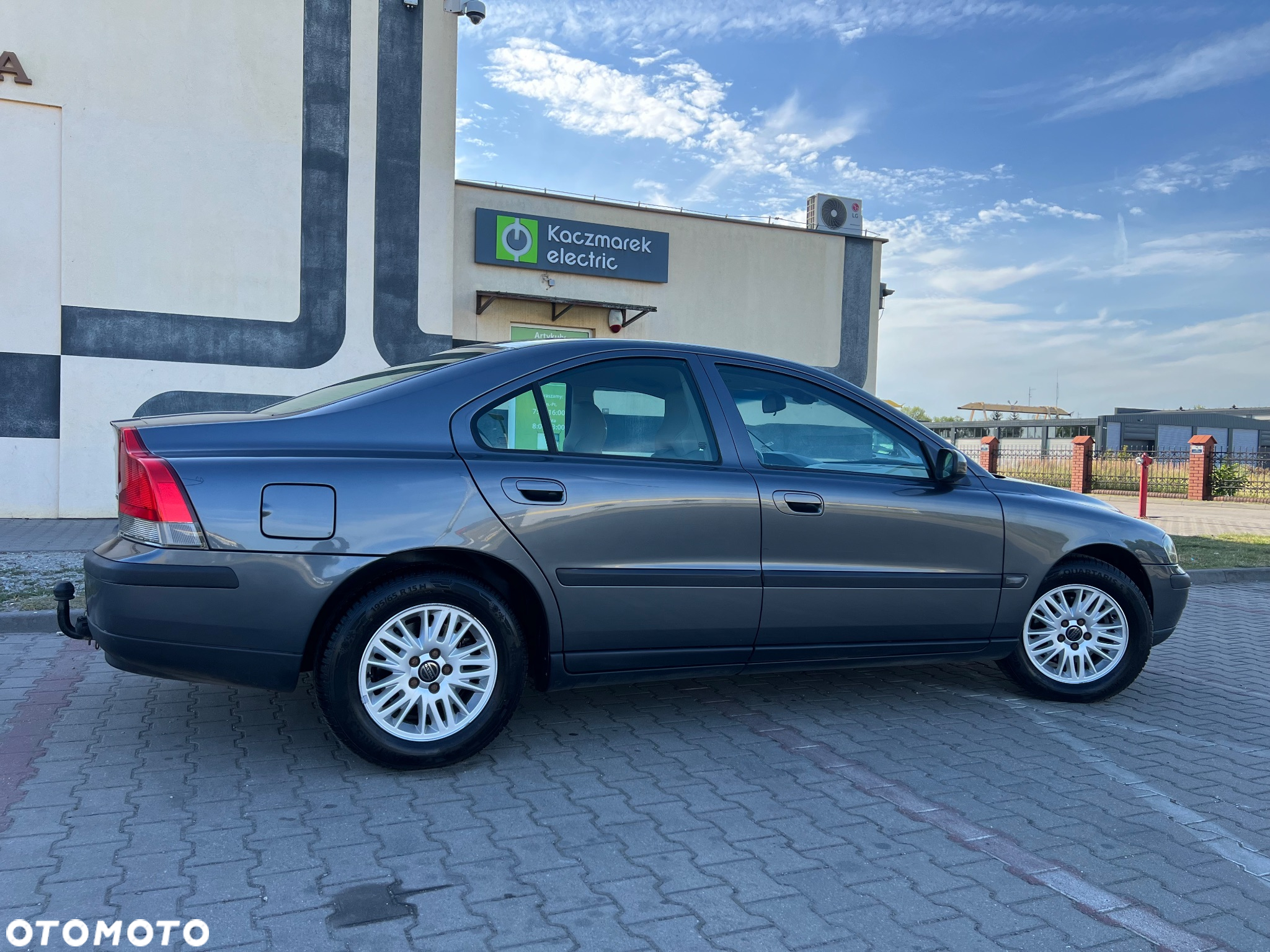 Volvo S60 2.4D - 18