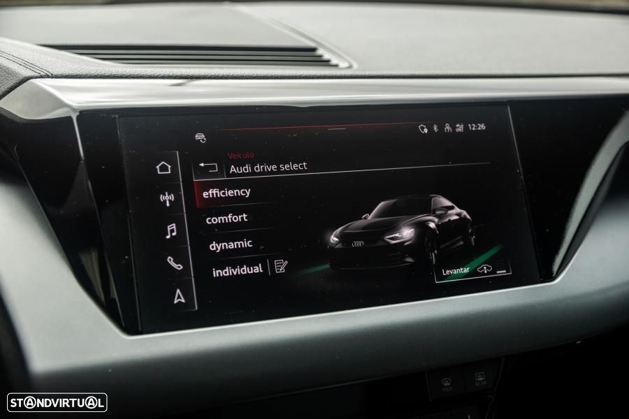 Audi e-tron GT quattro - 43