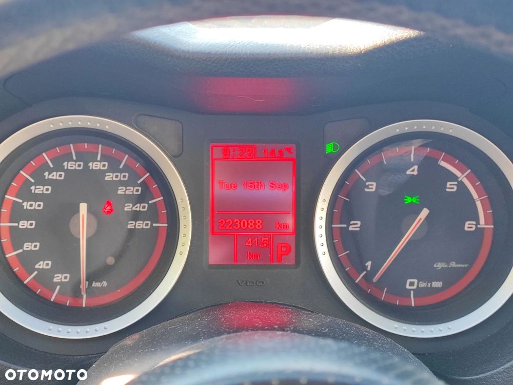 Alfa Romeo 159 1.9JTDM Q-Distinctive - 13