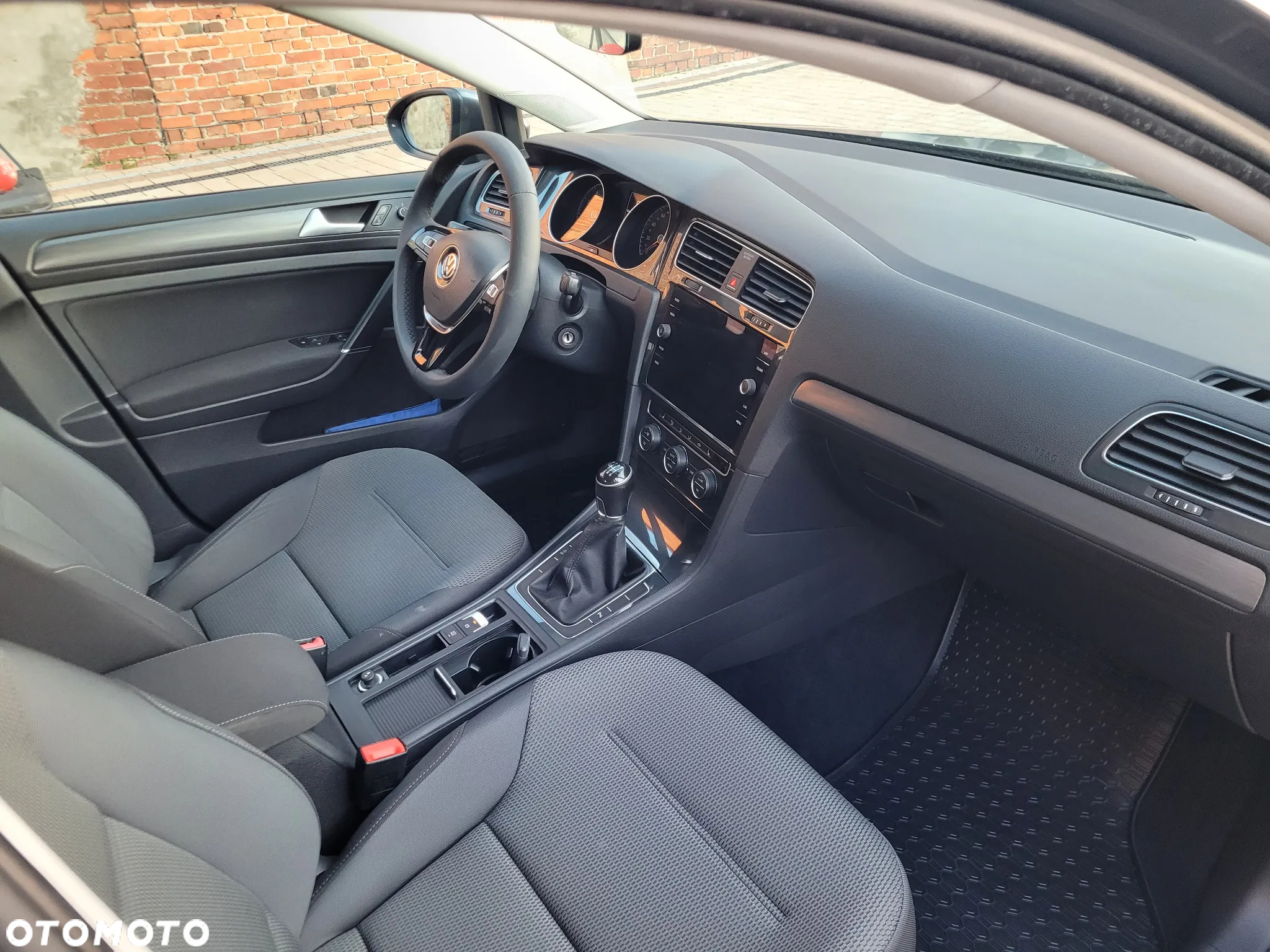 Volkswagen Golf VII 1.4 TSI BMT Comfortline - 14