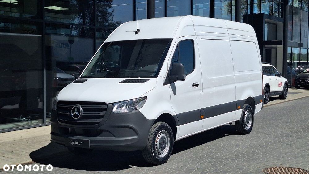 Mercedes-Benz Sprinter - 1