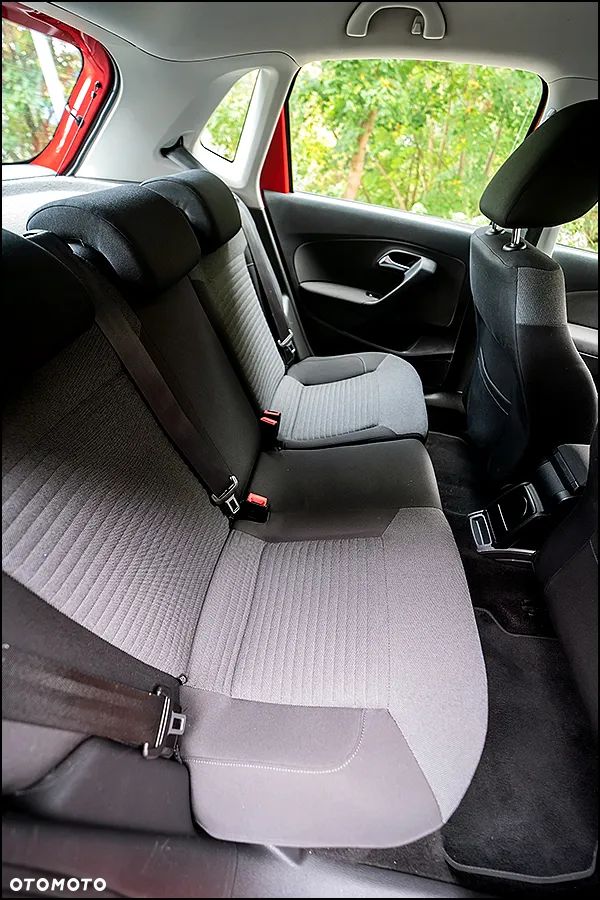 Volkswagen Polo 1.2 12V Comfortline - 34