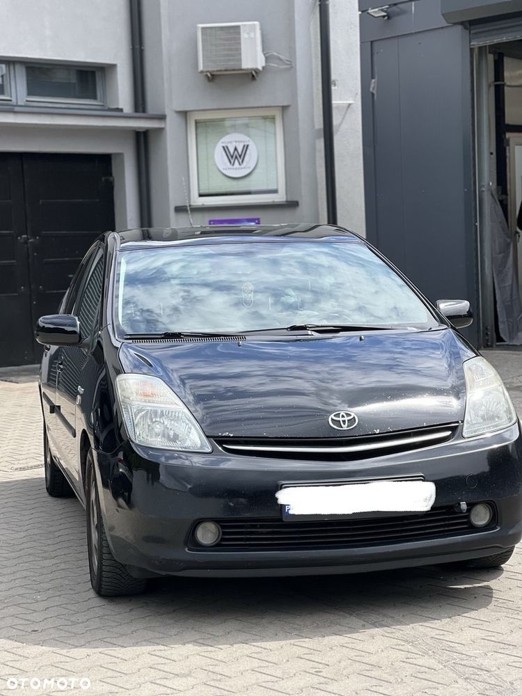 Toyota Prius 1.5 VVT-i Sol (nav) - 1