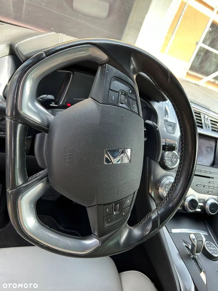 Citroën DS5 2.0 HDi Hybrid4 SoChic MCP - 9