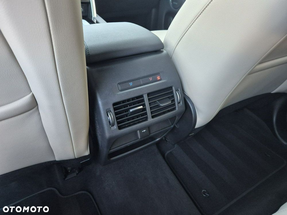 Land Rover Discovery Sport - 40