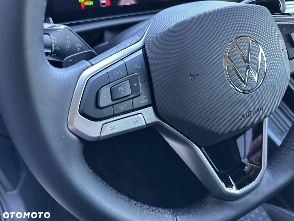 Volkswagen T-Roc - 21
