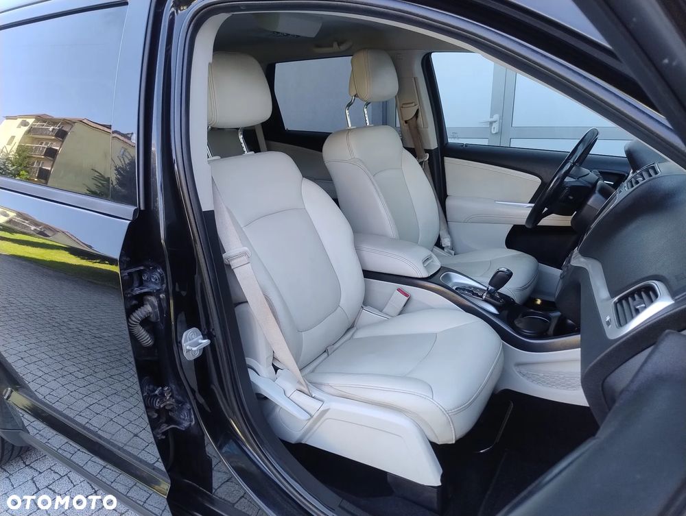 Fiat Freemont 2.0 Multijet 16V DPF Automatik Allrad Urban - 11