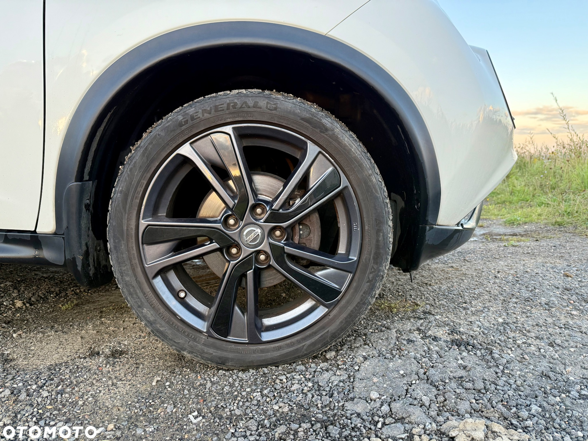 Nissan Juke 1.2 DIG-T N-Connecta EU6 - 7