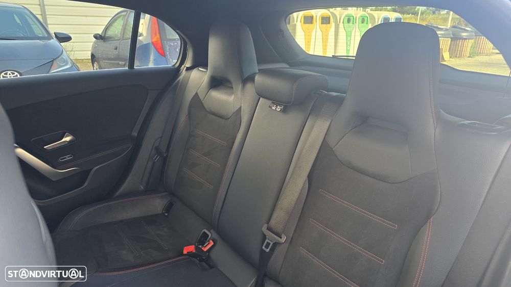 Mercedes-Benz A 250 e AMG Line - 21