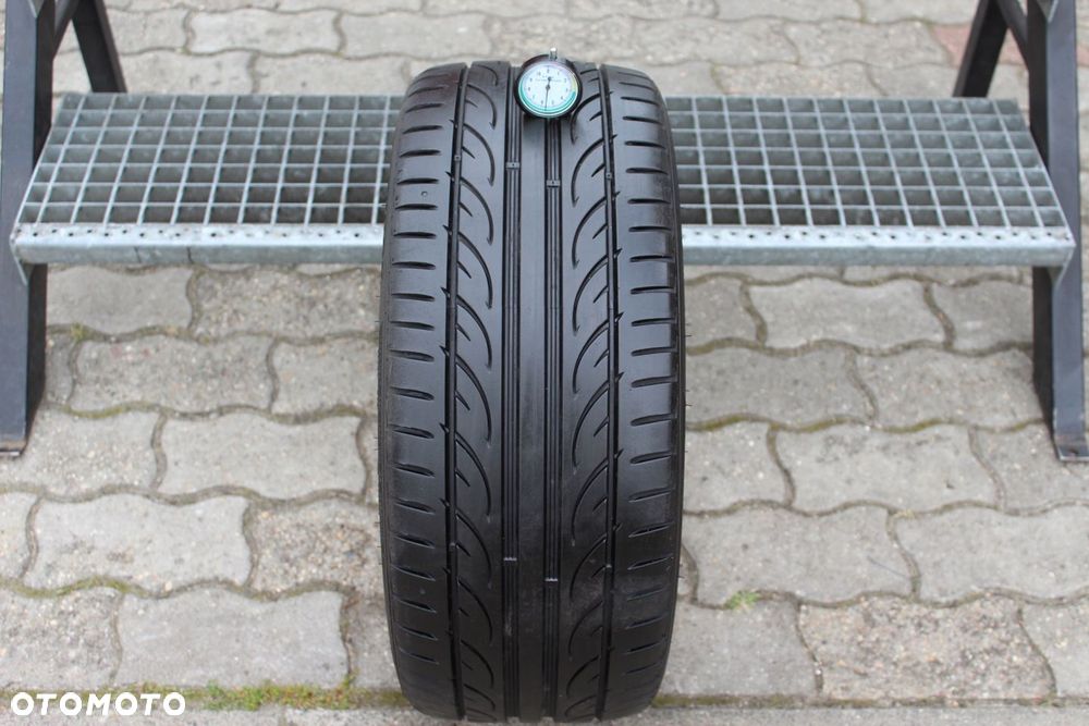 1x 215/40R17 87Y HANKOOK VENTUS V12 EVO2 18r 5,5mm - 2
