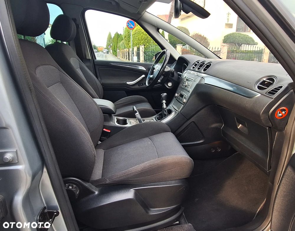 Ford S-Max - 7