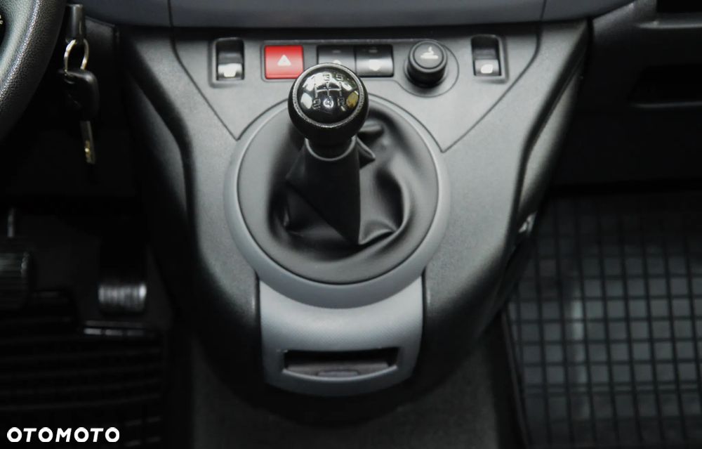 Peugeot Partner - 28
