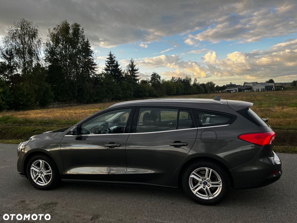 Ford Focus - 8
