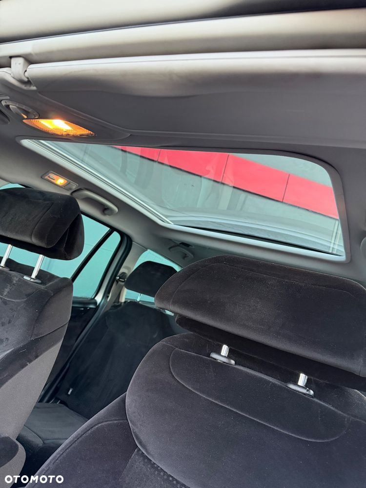 Citroën C4 Picasso - 15