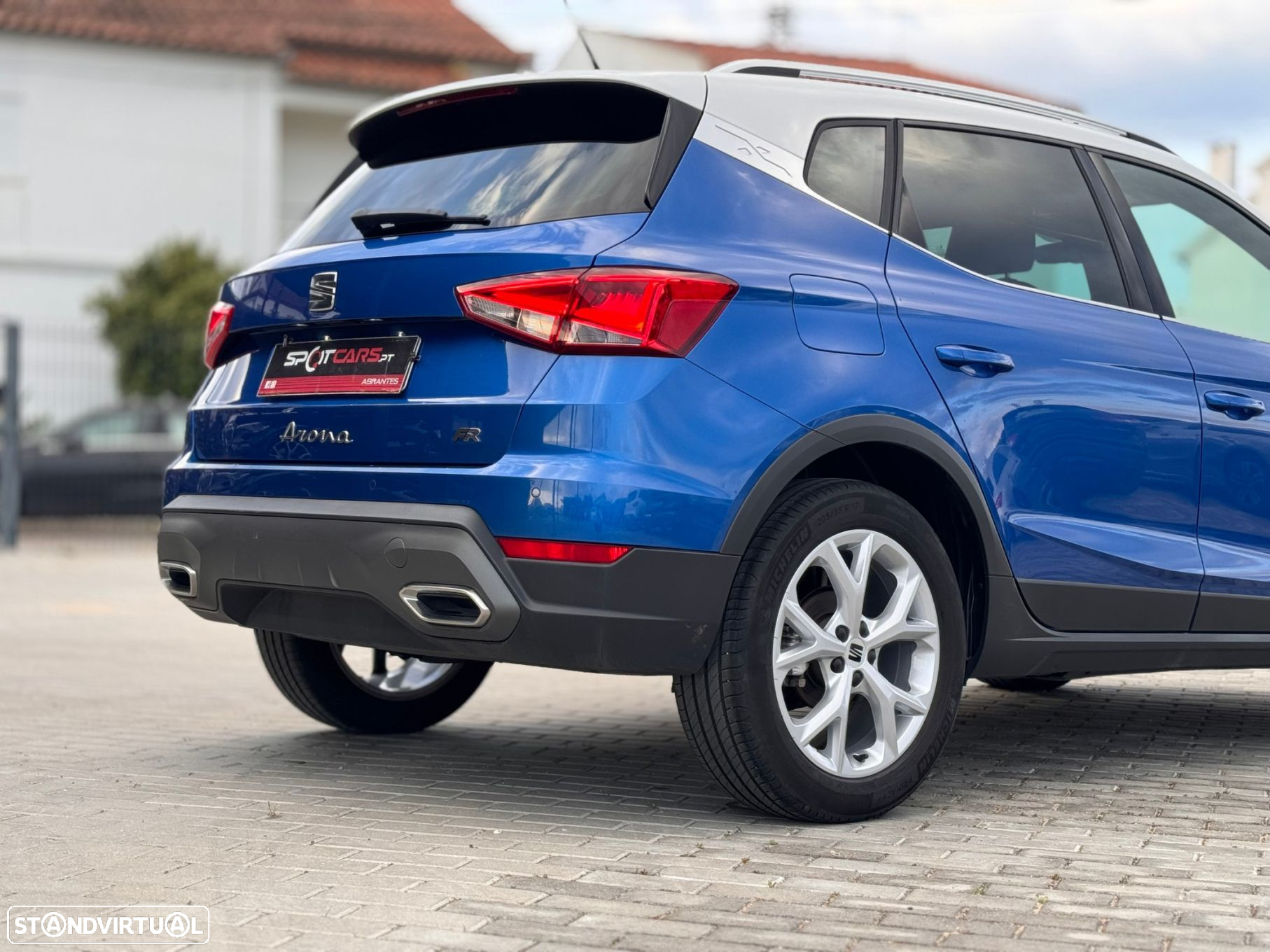 SEAT Arona 1.0 TSI FR - 9